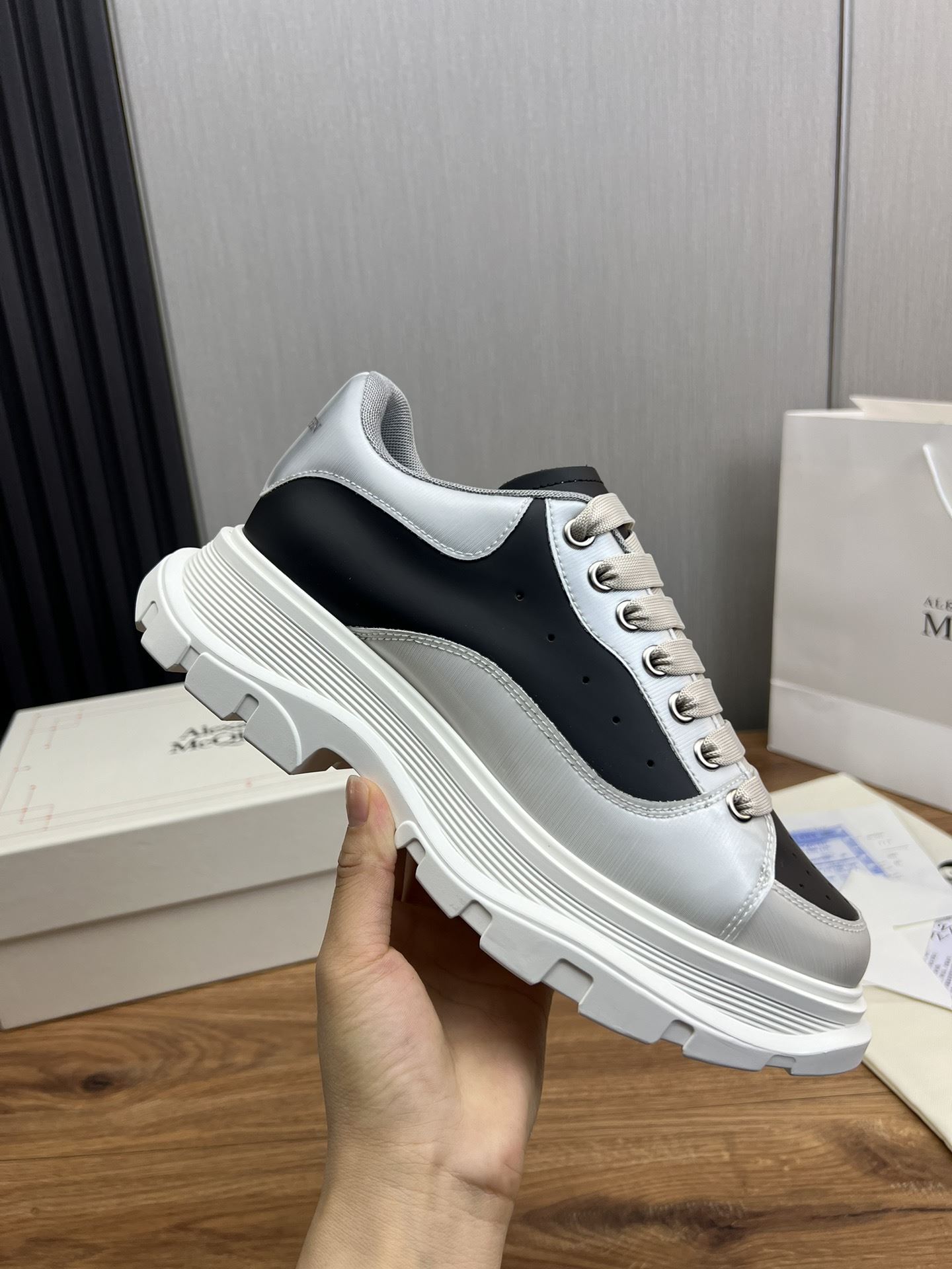 Alexander Mcqueen Low Shoes